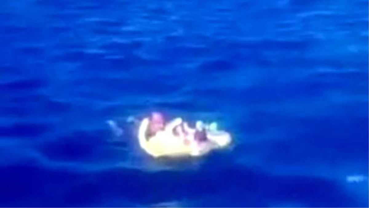 Baby Adrift At Sea Saved By Coast Guard İn Turkey\'s West