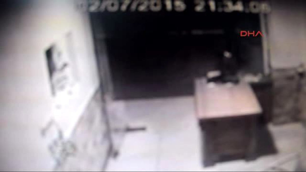 Didim Otomobil Lpg Pompasına Çarptı: 1 Yaralı