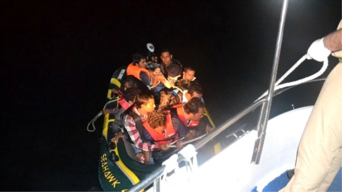Ege Denizi\'nde 705 Kaçak Göçmen Kurtarıldı