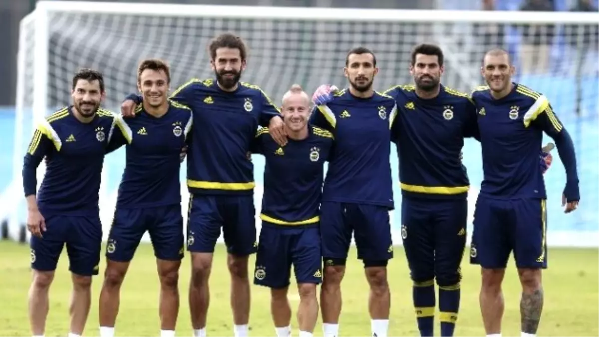 Fenerbahçe\'de Yeni Sezon Hazırlıkları Sürüyor