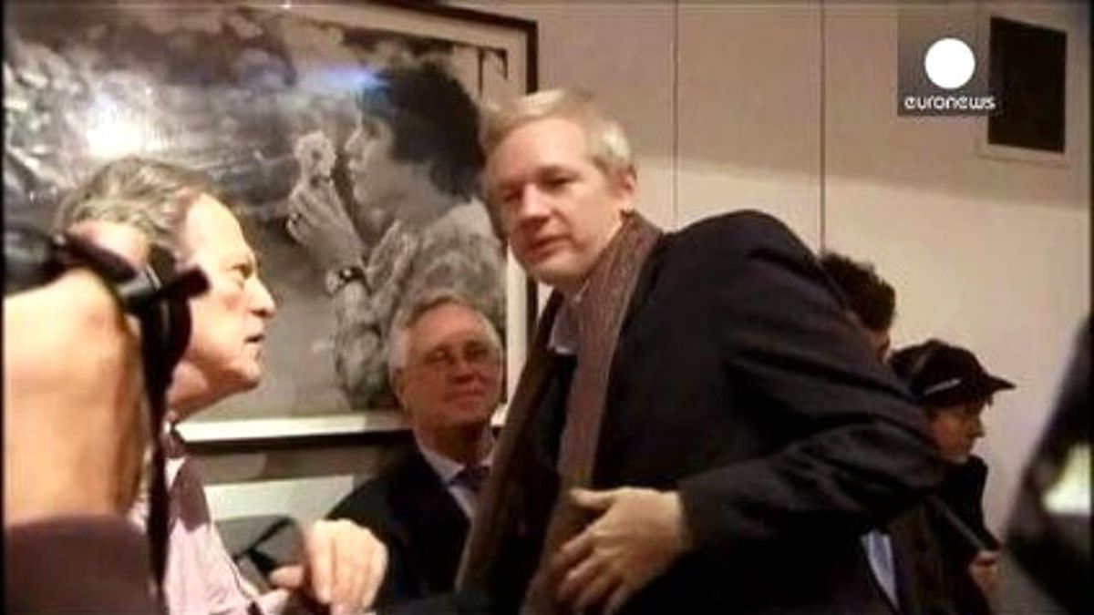 Fransa Julian Assange\'ın Sığınma Talebini Reddetti