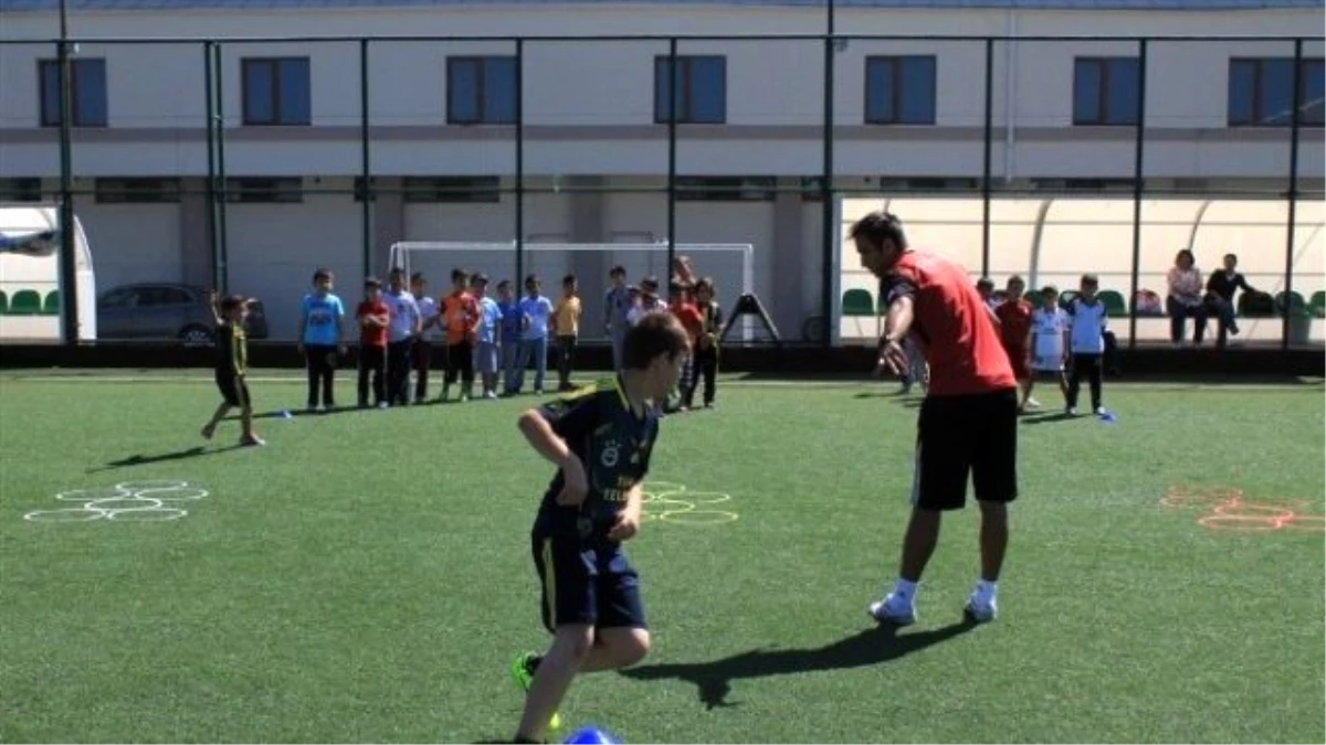 Karaman\'da Yaz Futbol Okulu Çalışmaları Başladı