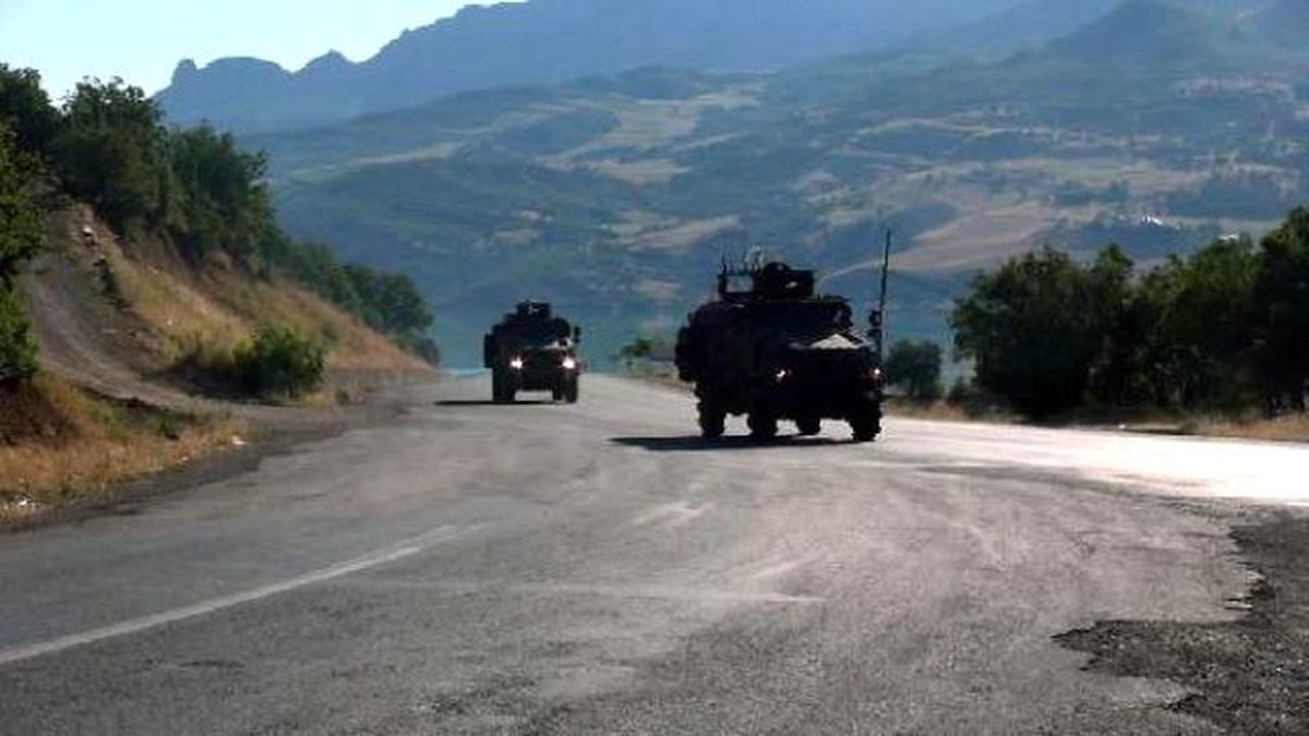 Tunceli\'den Suriye Sınırına Askeri Sevkiyat