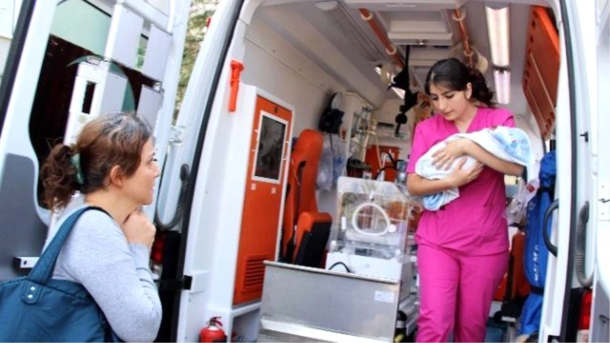 112 Ambulansı Ömer Bebek İçin Havalandı
