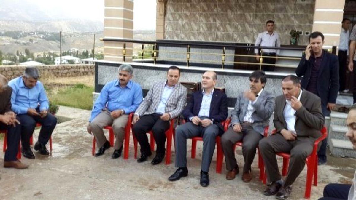 AK Parti Genel Başkan Yardımcısı Süleyman Soylu, İftarını Kuzey Irak Sınırında Açtı