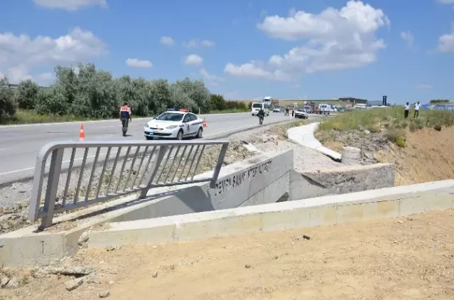 Ankara'da Trafik Kazası: 2 Ölü - Son Dakika