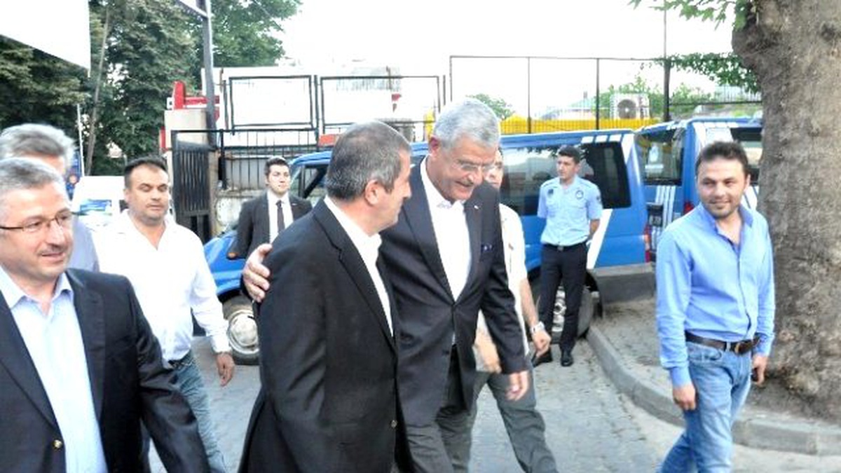 Bakan Bozkır: "Ak Parti\'siz Bir Hükümet Olmayacak"