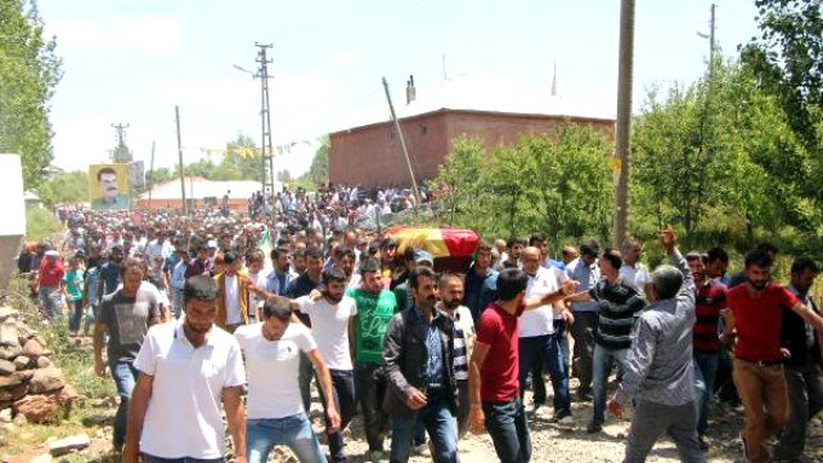 Hdp\'li Baluken: Türkiye, Suriye\'de Çetelere Destek Veriyor