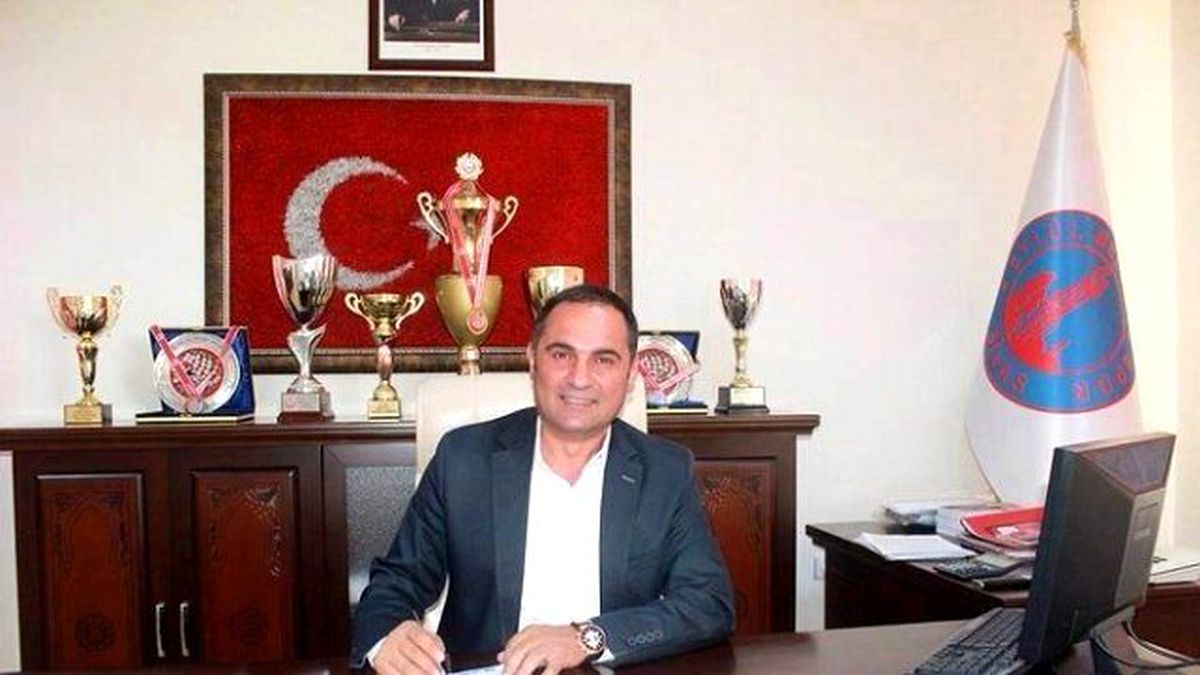 İsmet Yılmaz\'ın TBMM Başkanı Seçilmesi