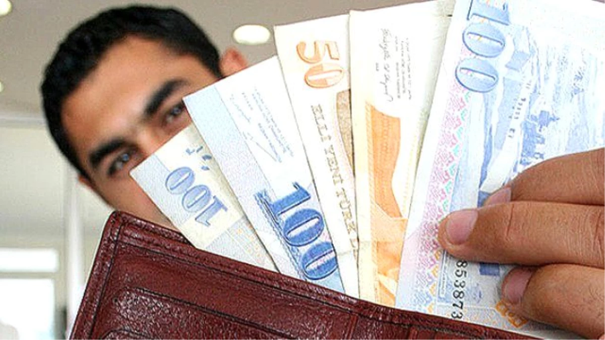 Memurlar Bu Yıl Ortalama 900 Lira Eksik Maaş Alacak