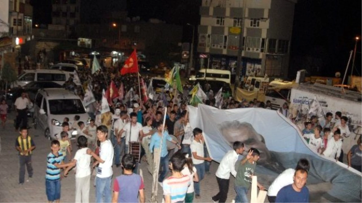 Şırnak\'ta Öcalan İçin Özgürlük Yürüyüşü Yapıldı