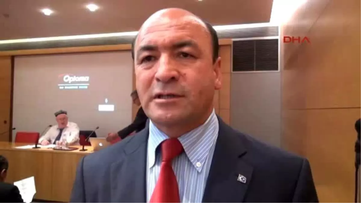 Uygur Türkleri, Fransa Senatosu\'nda Konuştu... \'Son Bir Ayda 28 Uygur İnfaz Edildi...