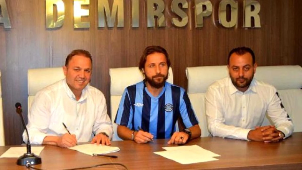 Adana Demirspor Emin Aladağ\'la İmzaladı