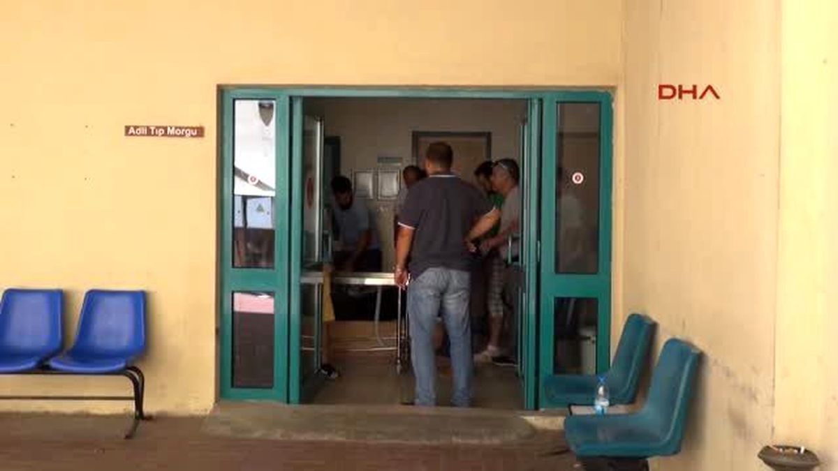 Antalya - Evinin Önünde Pompalı Tüfekle Öldürüldü