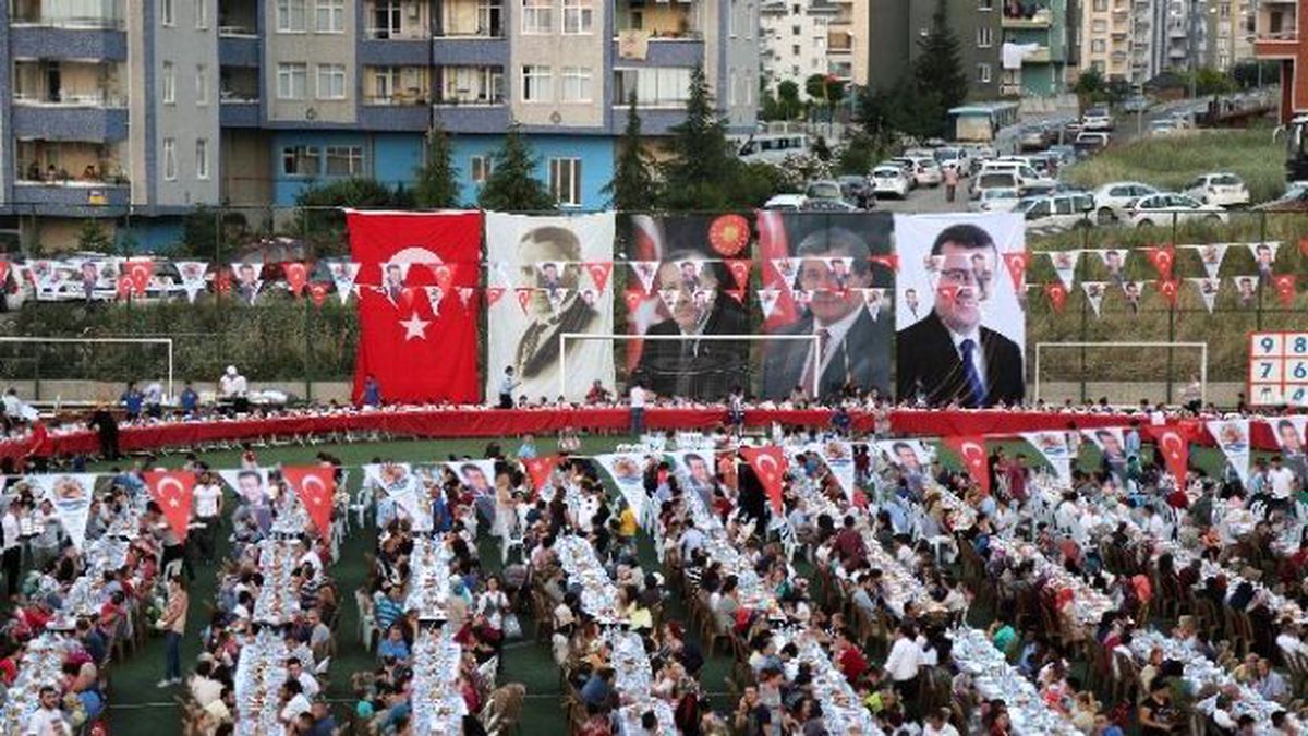 Atakum Belediyesi 7 Bin Kişiye İftar Verdi