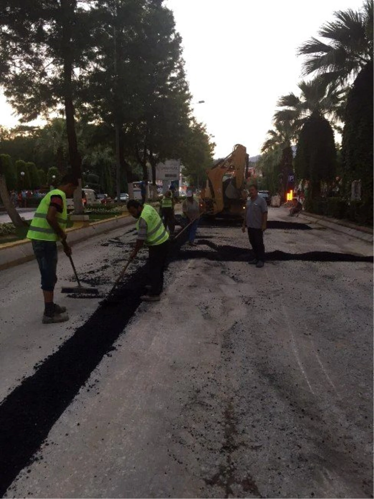 Aydın Bşb Adnan Menderes Bulvarında 1. Etabı Trafiğe Açtı