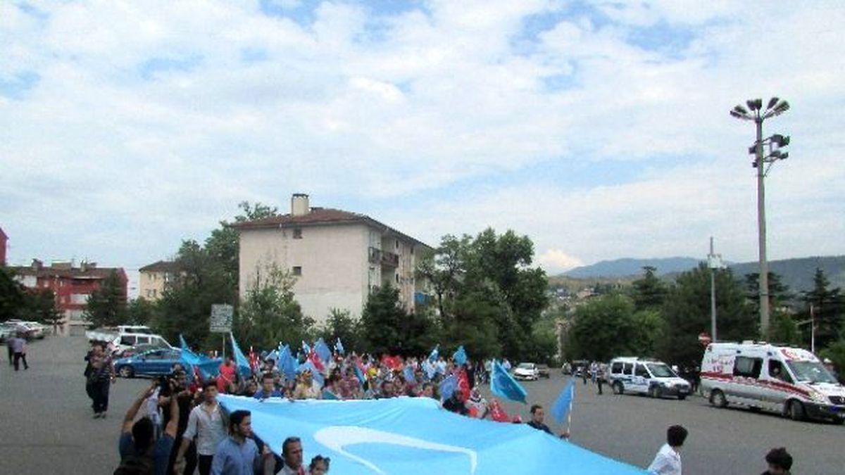 Doğu Türkistan İçin Yürüdüler