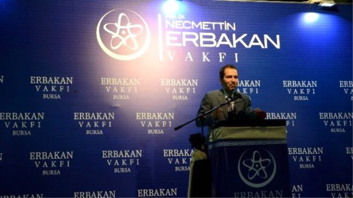 Fatih Erbakan Bursa\'da Düzenlenen İftar Programına Onur Konuğu Oldu