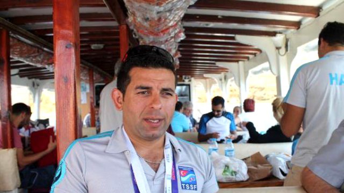 Ferit Çalıkuşu, Zıpkınla Balık Avlama Şampiyonu Oldu (2)