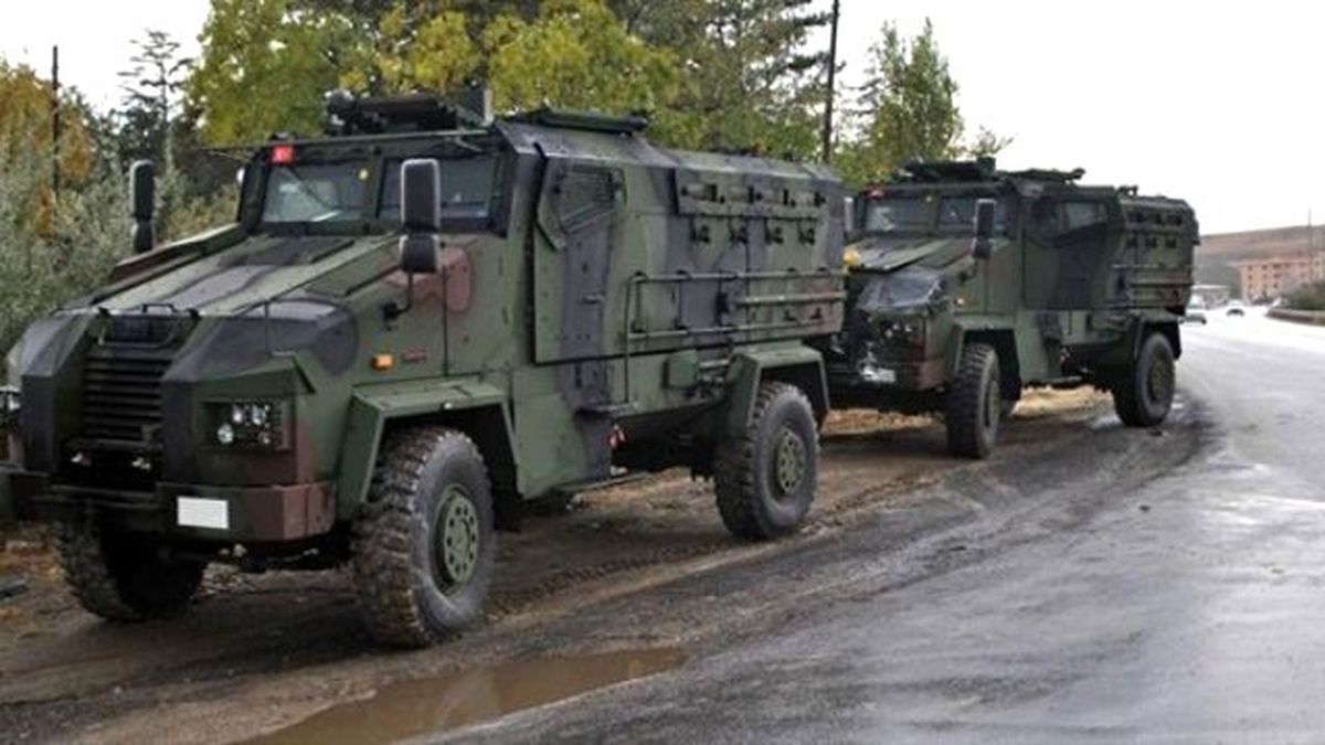 Hakkari'de Askeri Araç Kaza Yaptı: 1 Asker Şehit, 1 Asker Yaralı