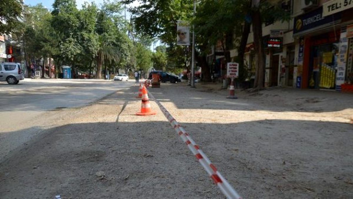 Kaldırım Çalışmaları Başladı