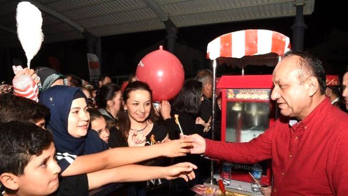 Kastamonu Belediyesi, 5 Bin Kişiye İftar Verdi