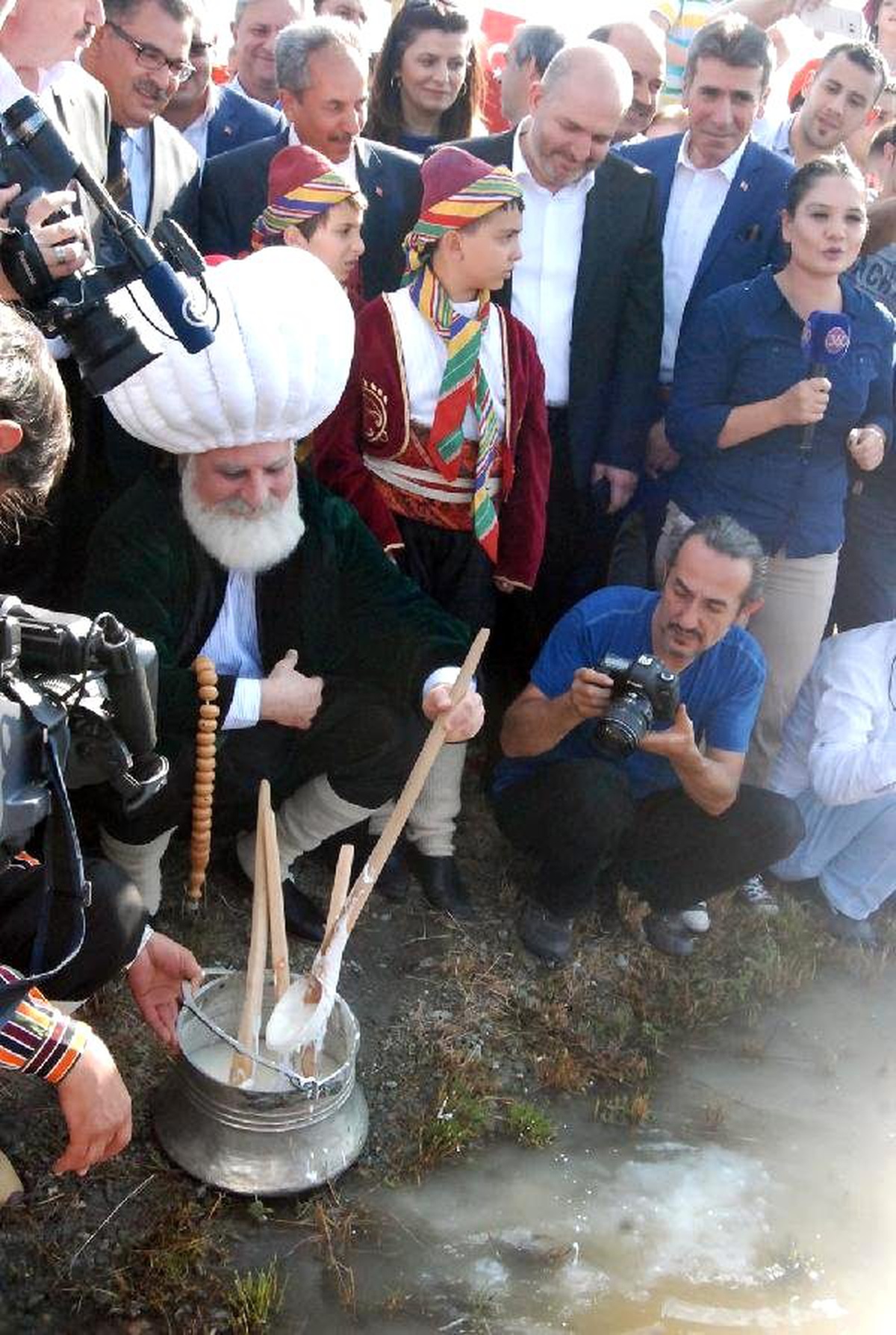 Nasreddin Hoca Kardeşlik ve Sevgi Mayaladı