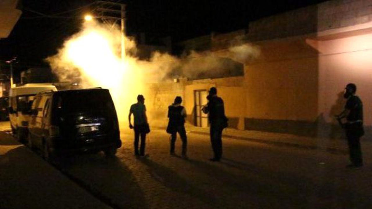 Nusaybin\'de Ydg-H\'li 3 Kişi Tutuklanınca Olaylar Çıktı
