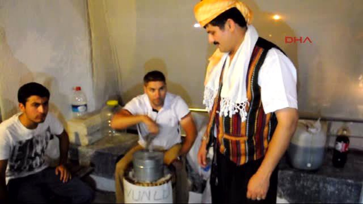 Teravih Sonrası Kar Şerbeti İkramı