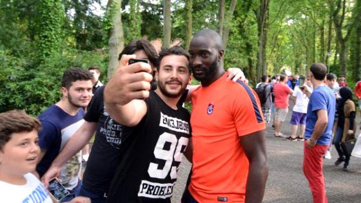 Trabzonspor\'a Hollanda\'da Sevgi Seli