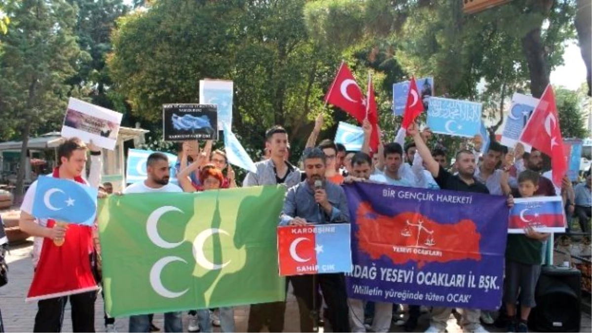 Yesevi Kültür Ocakları Tekirdağ Şubesi Çin\'i Protesto Etti