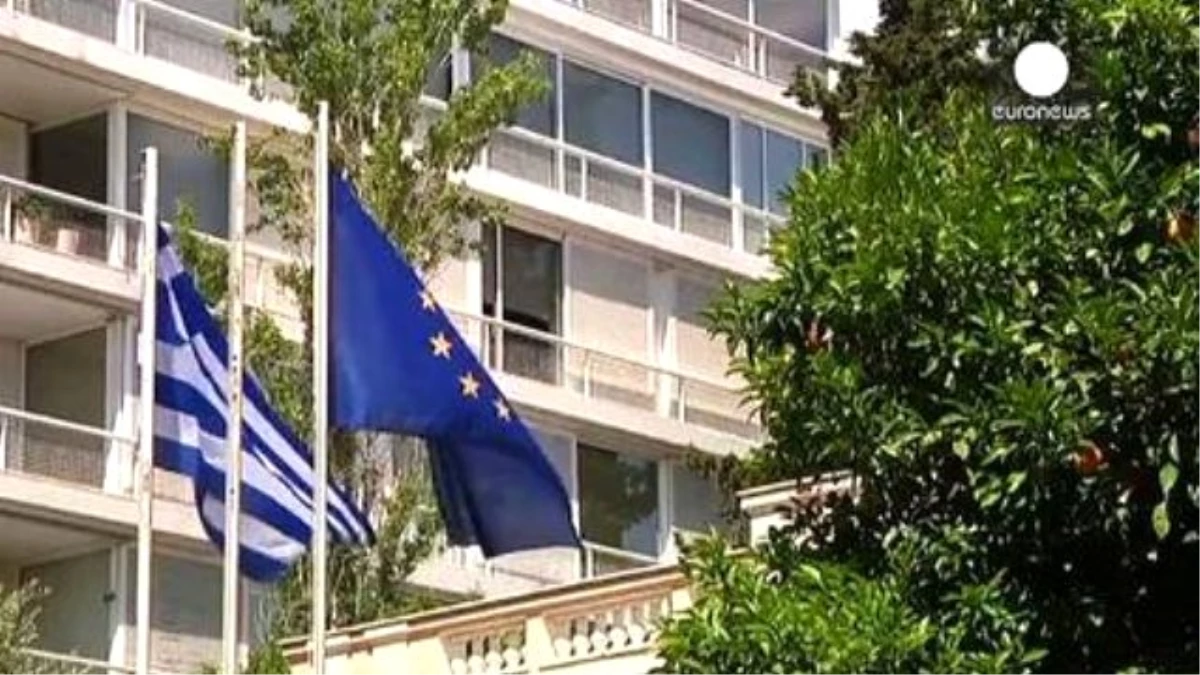 Yunanistan\'da Referandum İçin Nefesler Tutuldu