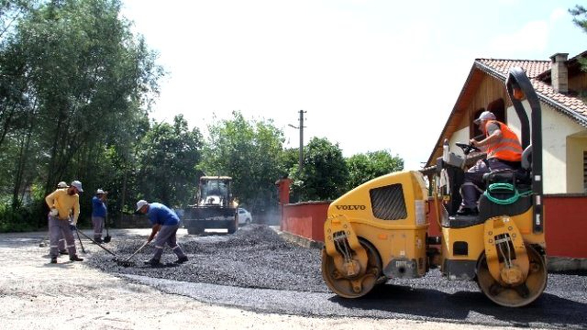 Asfalt Yama Çalışmaları İnönü Mahallesinde Devam Ediyor