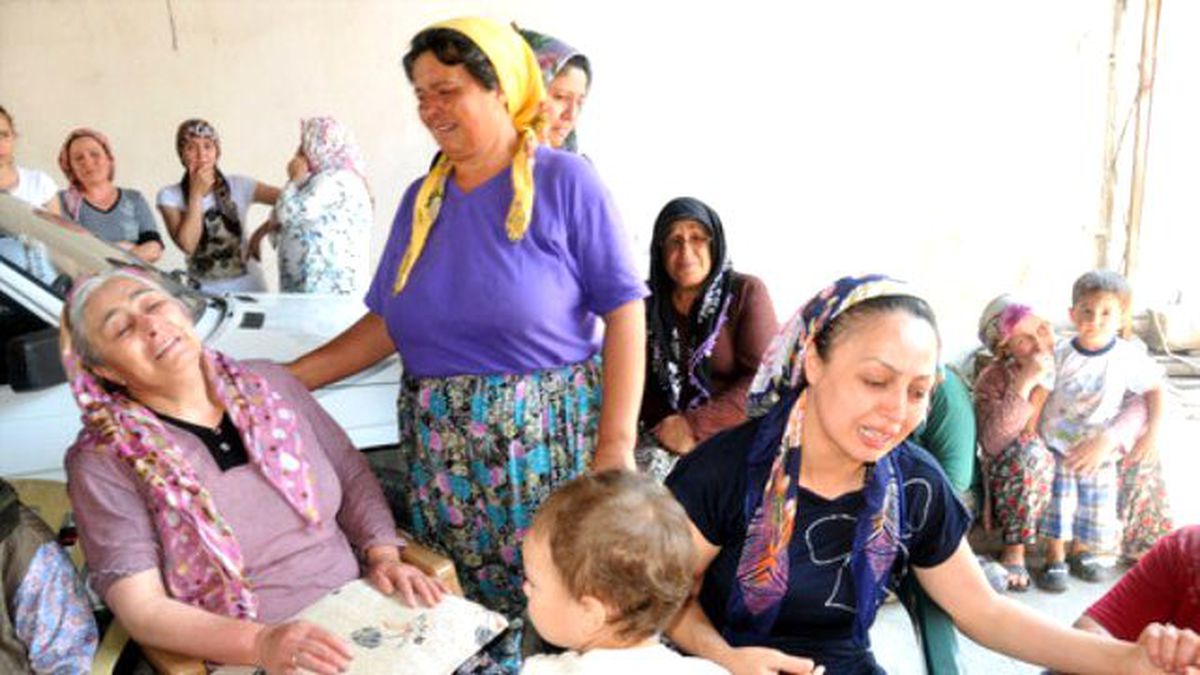 Manisa\'da Kaza: 15 Tarım İşçisi Öldü (10)