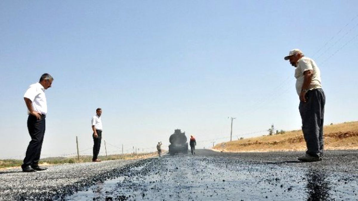 Dargeçit\'te Yollar Asfaltlanıyor