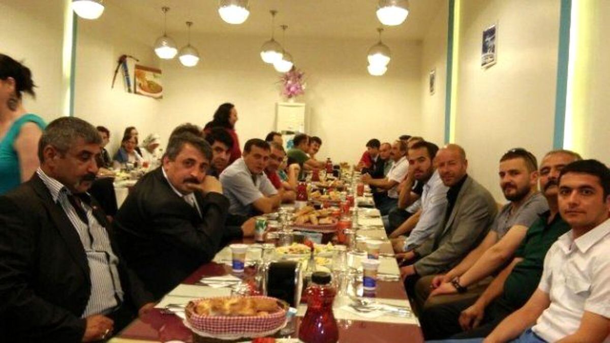 Eskişehirli Ülkücü İşçiler İftar Yemeğinde Buluştular