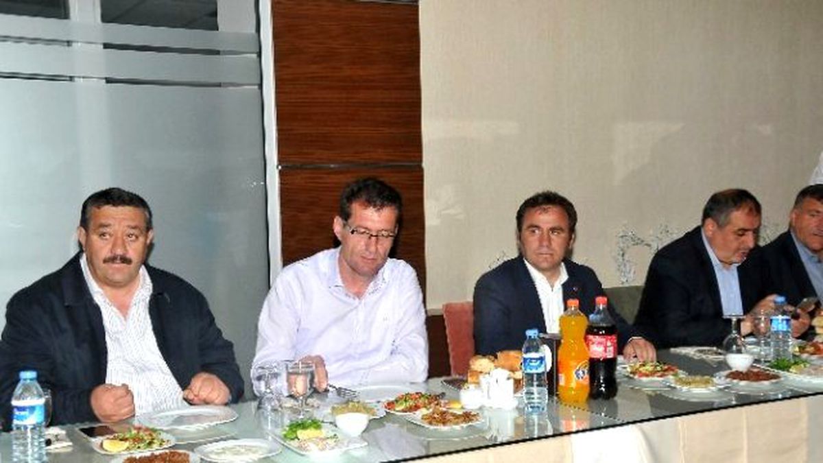 Gümüşhane\'de Belediye Başkanları İftarda Buluştu