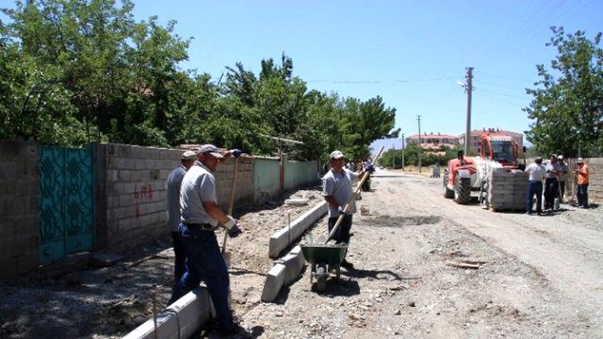 Halit Paşa Mahallesinde Çalışmalar Devam Ediyor