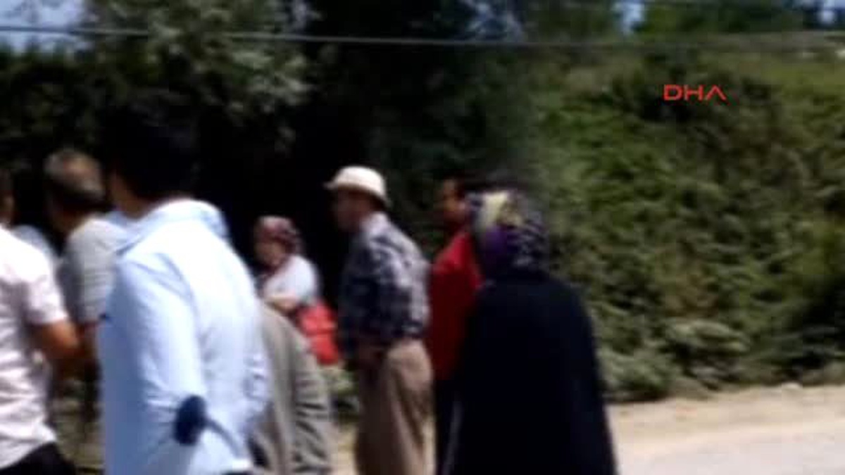 Karabük\'te Minibüs Şoförlerinin Yolcu Kavgası