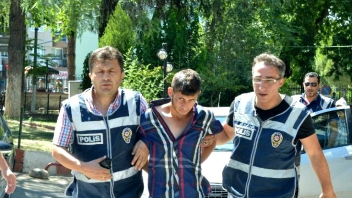 Kocaeli\'de Kasiyeri Bıçaklayan Şahıs Manisa\'da Yakalandı