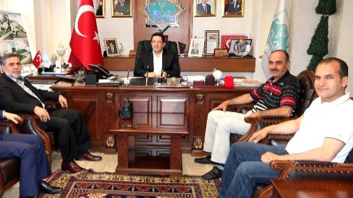Madeni Sanatkaârlardan Başkan Yazgı\'ya Ziyaret