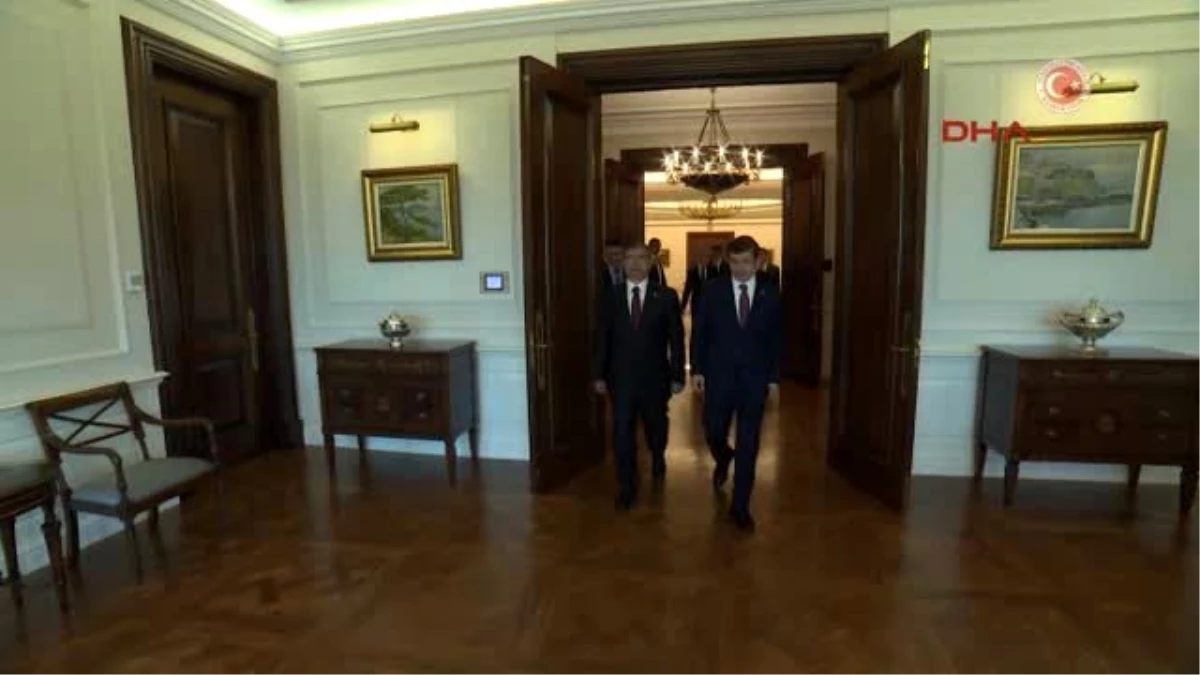 Meclis Başkanı Yılmaz, Başbakan Davutoğlu\'nu Ziyaret Etti