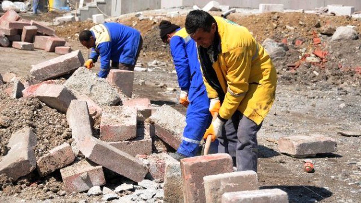 Pursaklar Belediyesi 2 Bin 500 Ton Asfalt Döktü