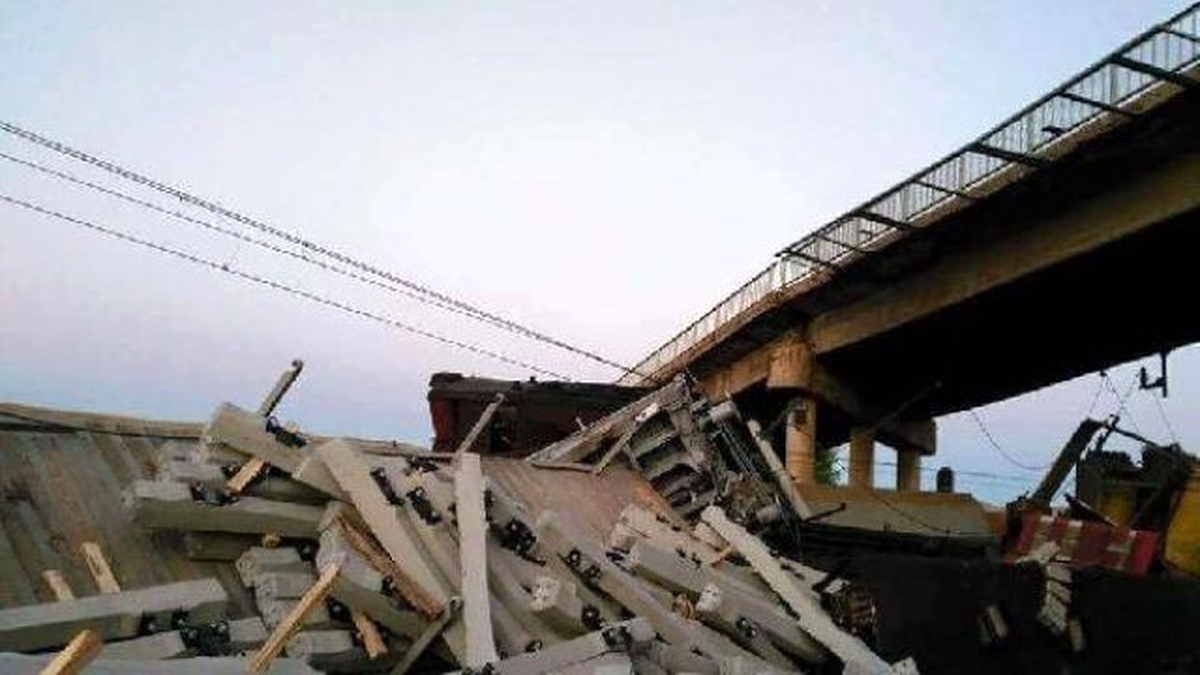 Sivas\'ta Yük Trenleri Çarpıştı: 1 Ölü, 1 Yaralı