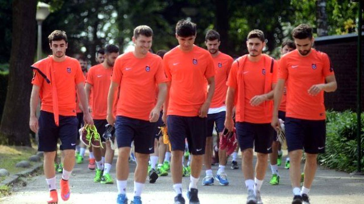 Trabzonspor\'un Hollanda Kampı Sürüyor