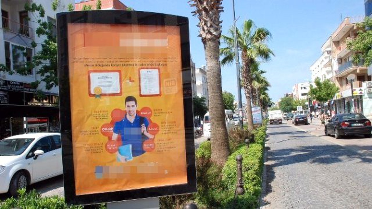 Üstündağ: Yayaların Can Güvenliği İçin Panolar Düzenlenmeli