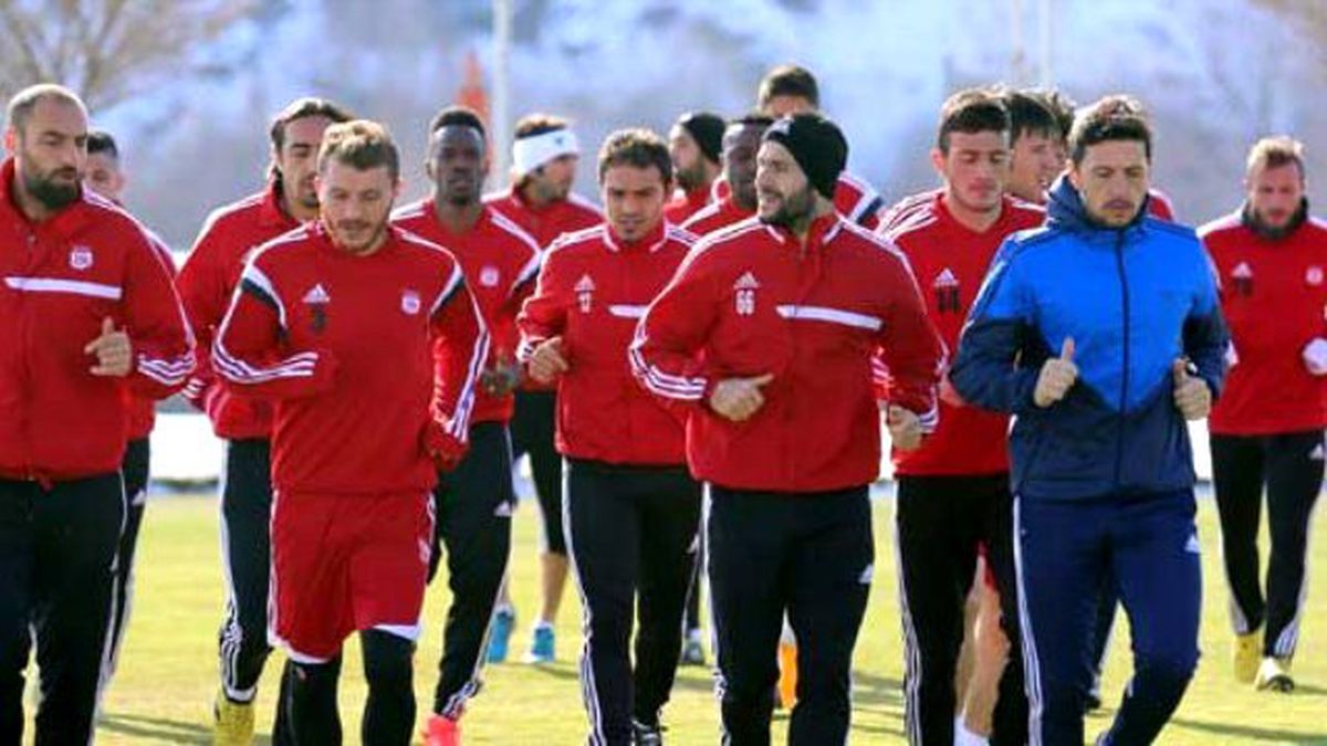 Yiğidolar" Topbaşı Yaptı