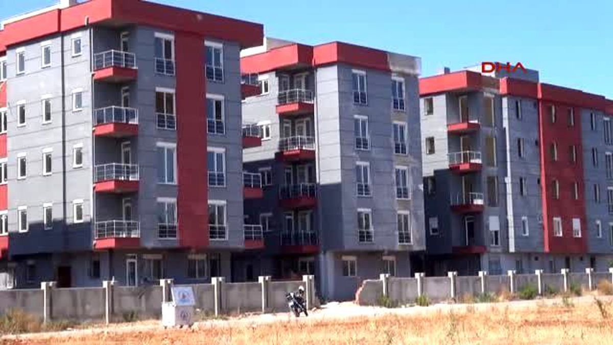 Ferrarili Müteahhidin Sitesi, Madde Bağımlılarına Kaldı