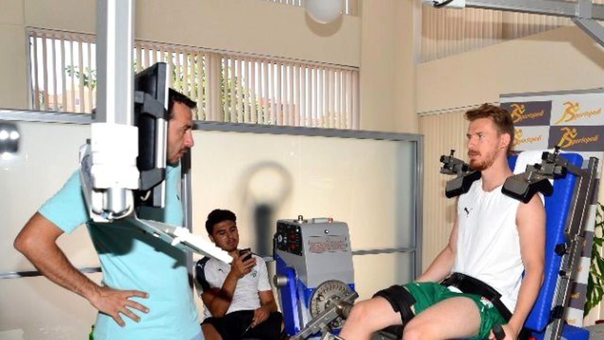 Bursasporlu Futbolcular Turp Gibi