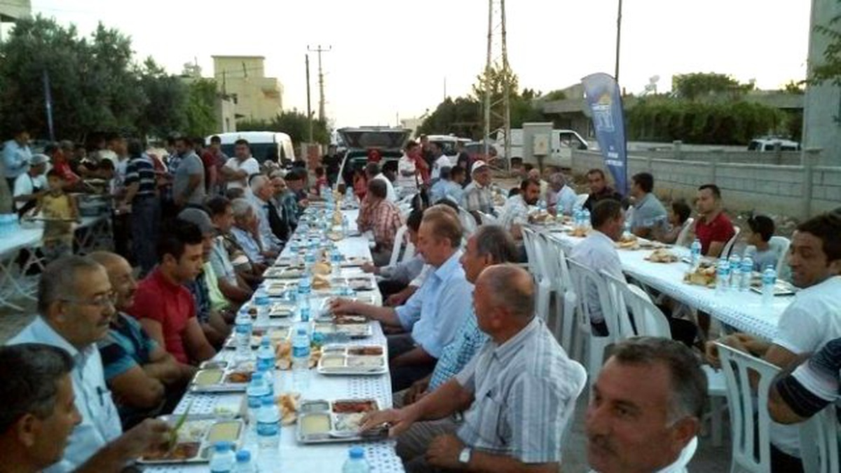 Didim Belediyesinin İftar Yemeği Organizasyonu Yalıköy\'de Başladı